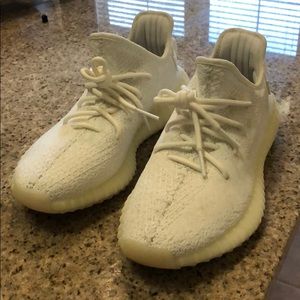 Yeezy 350 v2